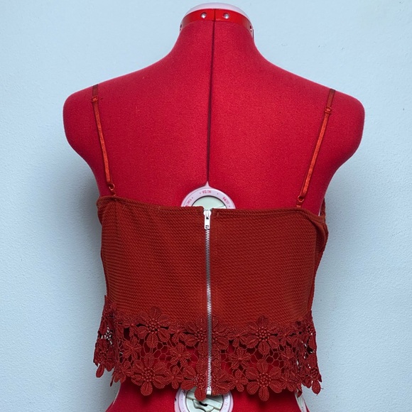 Burnt Orange Lace Sara la Crop Top- Size L (EUC) - Picture 3 of 4